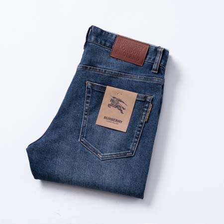 2025年12月29日Burberry新作秋冬ジーパンyun...