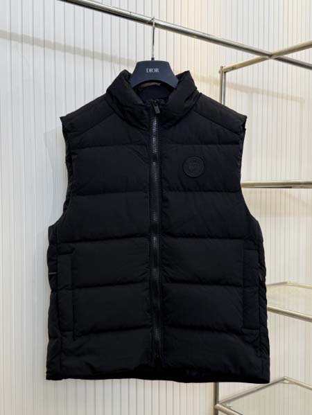 2025年12月29日秋冬新作CANADA GOOSEカーデ...