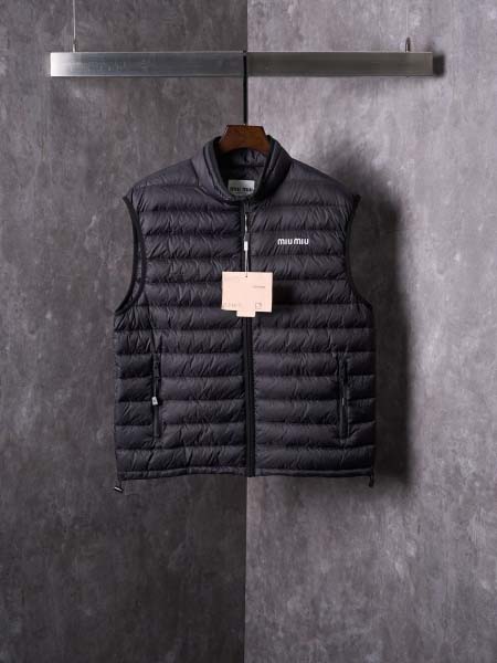 2025年12月29日秋冬新作MIUMIUカーディガン高品質...