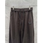 2025年12月30日新作Pradaスラックス秋冬高級品/DM工場