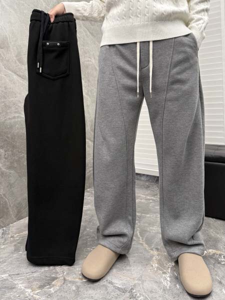 2025年12月30日新作Chrome heartsスラック...