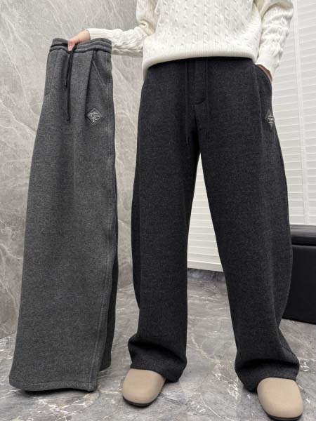 2025年12月30日新作Pradaスラックス秋冬高級品/D...