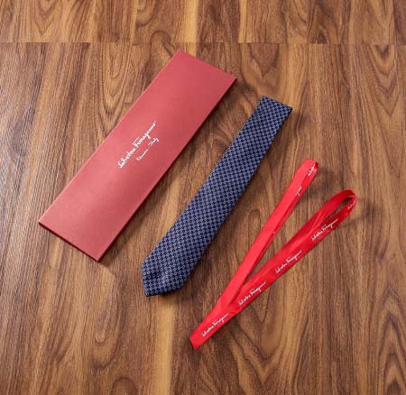 2025年12月30日新作Ferragamoネクタイ秋冬高級...