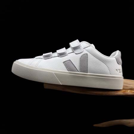 2026年1月9日入荷新品VEJA Recife 人気 スニーカー男女兼用/誕生日プレゼント/XH工場