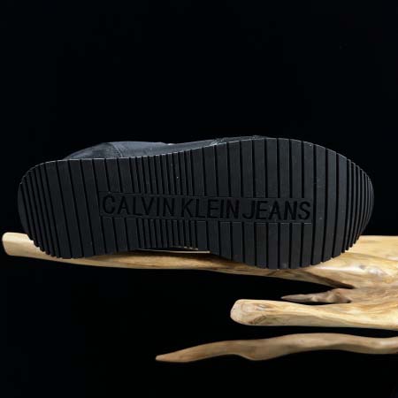 2026年1月9日入荷新品CALVIN KLEIN JEANS人気 スニーカー男女兼用/誕生日プレゼント/XH工場