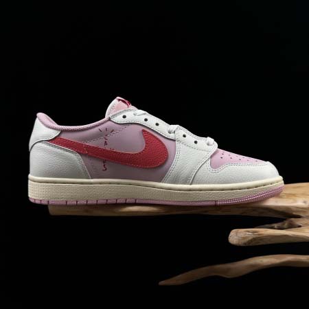 2026年1月9日入荷新品Nike Air Jordan 1 x Travis Scott AJ1人気 スニーカー男女兼用/誕生日プレゼント/XH工場