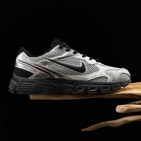 2026年1月9日入荷新品Nike Zoom Vomero 20人気 スニーカー男女兼用/誕生日プレゼント/XH工場