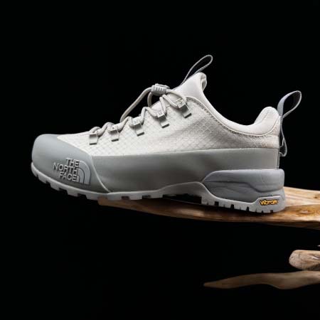 2026年1月9日入荷新品THE NORTH FACE人気 スニーカー男女兼用/誕生日プレゼント/XH工場