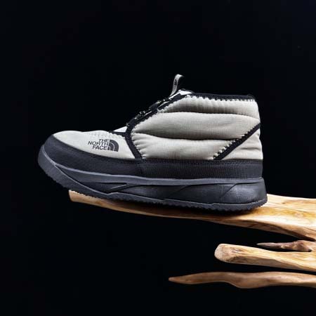 2026年1月10日入荷新品THE NORTH FACE人気 スニーカー男女兼用/誕生日プレゼント/XH工場