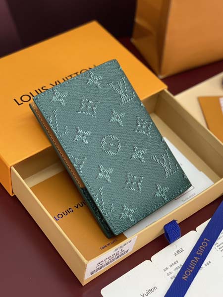 2026年1月13日新作 高品質Louis VuittonパスポートカバーM26831DamierMonogram Heritage14 x 2.5 x 10/GQ工場