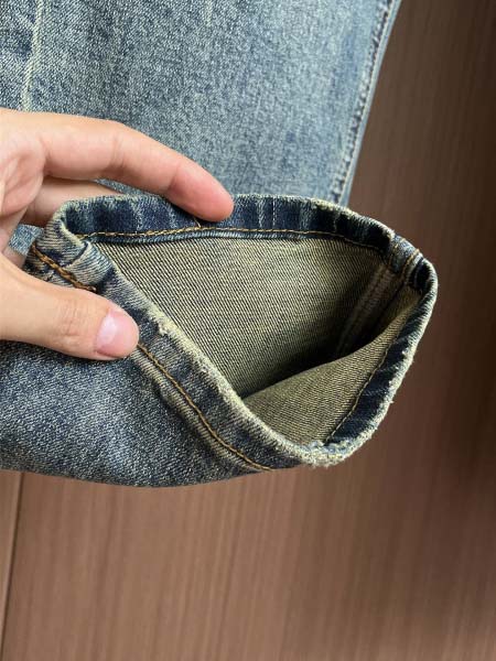 2026年1月15日新作MiuMiuジーパン高品質人気商品/誕生日プレゼント/FF工場