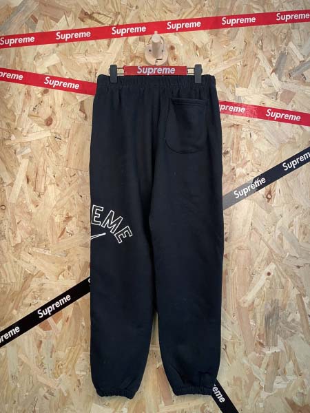 2026年1月16日新作supreme x nikeスウェットパンツ 高品質人気商品/誕生日プレゼント/FF工場