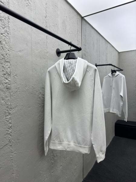 2026年1月19日新作Dior ニットカーディガン  高品質人気商品/誕生日プレゼント/FF工場