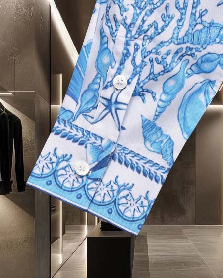 2026年1月26日新作Versace高品質人気商品/誕生日プレゼント/FF工場