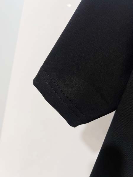 2026年1月27日新作Louis vuitton半袖 tシャツ高品質人気商品/誕生日プレゼント/FF工場