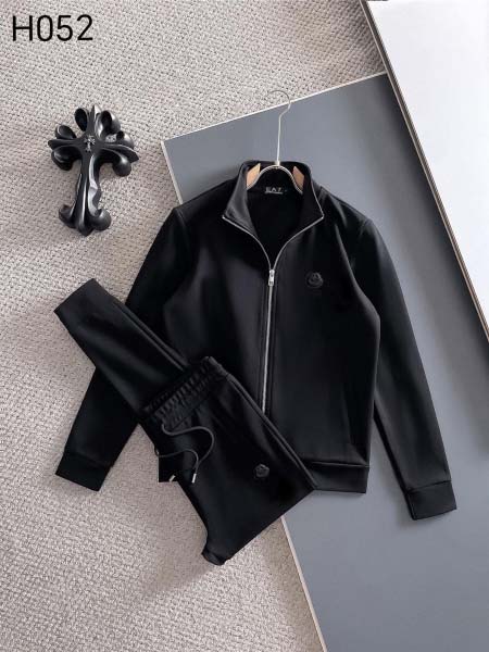 2026年1月28日入荷新作Moncler上下セット大人気 激安/zh工場