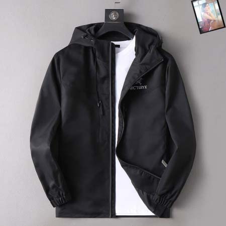 2026年1月3日ARCTERYX新作ジャケット人気商品/T...