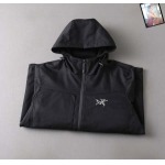 2026年1月3日ARCTERYX新作ジャケット人気商品/TY工場