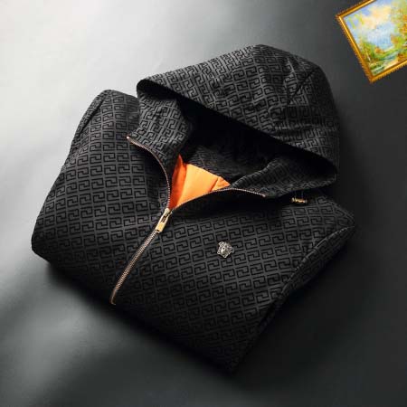 2026年1月5日Versace新作綿服/冬の暖かい服 JX...