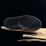 2026年1月9日入荷新品Louis Vuitton人気 スニーカー男女兼用/誕生日プレゼント/XH工場