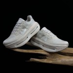 2026年1月9日入荷新品Nike Vomero Premium人気 スニーカー男女兼用/誕生日プレゼント/XH工場