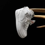 2026年1月9日入荷新品Nike AIR FORCE 1 MID 07人気 スニーカー男女兼用/誕生日プレゼント/XH工場