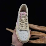 2026年1月9日入荷新品Nike Air Jordan 1 x Travis Scott AJ1人気 スニーカー男女兼用/誕生日プレゼント/XH工場