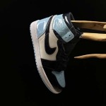 2026年1月10日入荷新品Jordan Air Jordan 1人気 スニーカー男女兼用/誕生日プレゼント/XH工場