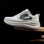 2026年1月10日入荷新品Nike VOMERO 18人気 スニーカー男女兼用/誕生日プレゼント/XH工場