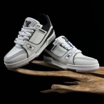 2026年1月10日入荷新品LOUIS VUITTON Trainer人気 スニーカー男女兼用/誕生日プレゼント/XH工場
