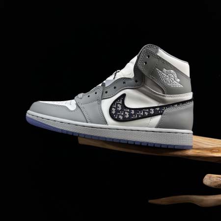 2026年1月10日入荷新品Jordan人気 スニーカー男女...