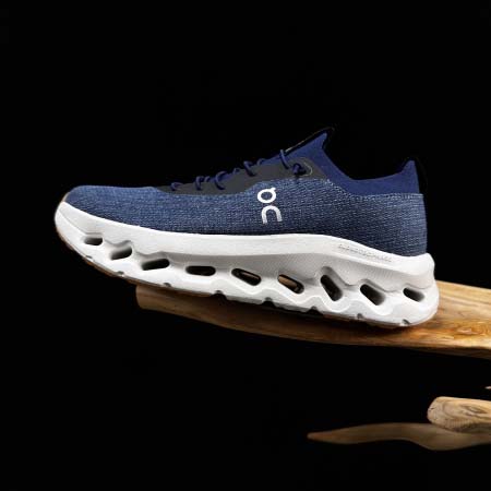 2026年1月10日入荷新品On Cloudtilt人気 ス...