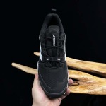 2026年1月10日入荷新品adidas Terrex Skychaser人気 スニーカー男女兼用/誕生日プレゼント/XH工場