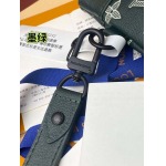 2026年1月13日新作高品質Louis VuittonバッグM81570 Monogram 30 x 21.5 x 1 /GQ工場