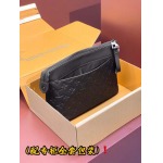 2026年1月14日新作高品質Louis VuittonバッグM82545/Monogram Shadow  Monogram 32 x 21 x 8  /GQ工場