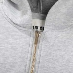 2026年1月19日新作Miu Miuジャケット高品質人気商品/誕生日プレゼント/FF工場