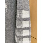 2026年1月20日新作Thom Browneカーディガン高品質人気商品/誕生日プレゼント/FF工場