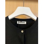 2026年1月23日新作 MIU MIU ニットカーディガン  高品質人気商品/誕生日プレゼント/FF工場