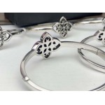 2026年1月31日入荷新品クロムハーツ腕輪/ブレスレットギフト/誕生日/記念品/アクセサリーxin工場