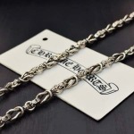 2026年1月31日入荷新品クロムハーツ十字架 ネックレスギフト/誕生日/記念品/アクセサリーxin工場