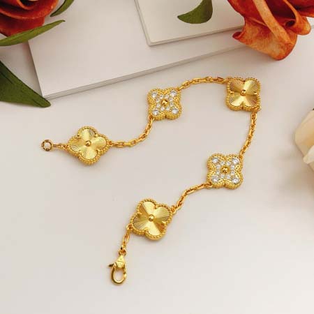 2026年2月1日入荷新品van cleef & arpelsブレスレットギフト/誕生日/記念品/アクセサリーxin工場