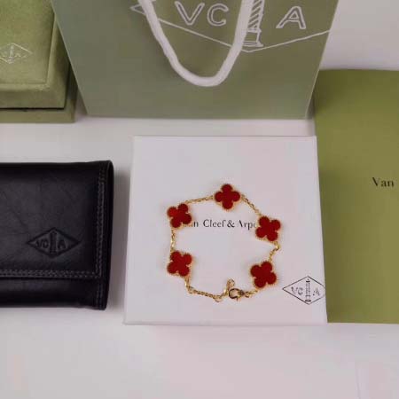 2026年2月1日入荷新品van cleef & arpelsピアスギフト/誕生日/記念品/アクセサリーxin工場
