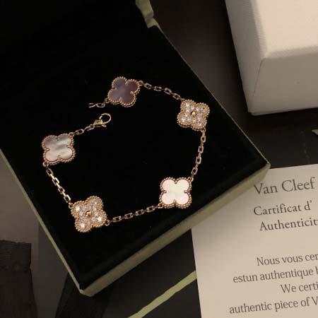 2026年2月1日入荷新品van cleef & arpelsブレスレットギフト/誕生日/記念品/アクセサリーxin工場