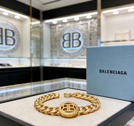 2026年2月3日入荷新品Balenciagaブレスレットギフト/誕生日/記念品/アクセサリーxin工場