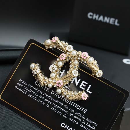 2026年2月3日入荷新品Chanelブローチギフト/誕生日/記念品/アクセサリーxin工場