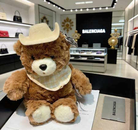 2026年2月3日入荷新品Balenciaga キーホルダー ギフト/誕生日/記念品/アクセサリーxin工場