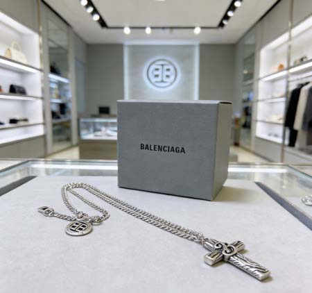 2026年2月3日入荷新品Balenciagaネックレスギフト/誕生日/記念品/アクセサリーxin工場