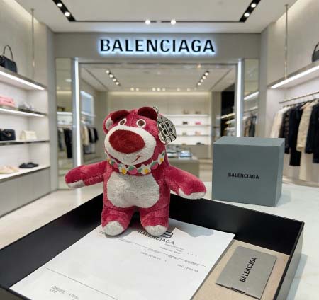 2026年2月3日入荷新品Balenciaga キーホルダー ギフト/誕生日/記念品/アクセサリーxin工場