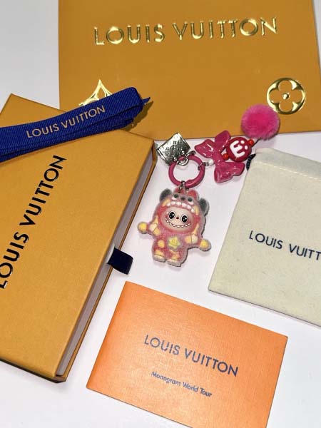 2026年2月3日入荷新品ルイヴィトン キーホルダー ギフト/誕生日/記念品/アクセサリーxin工場