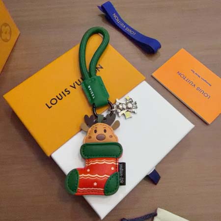 2026年2月3日入荷新品ルイヴィトン キーホルダー ギフト/誕生日/記念品/アクセサリーxin工場